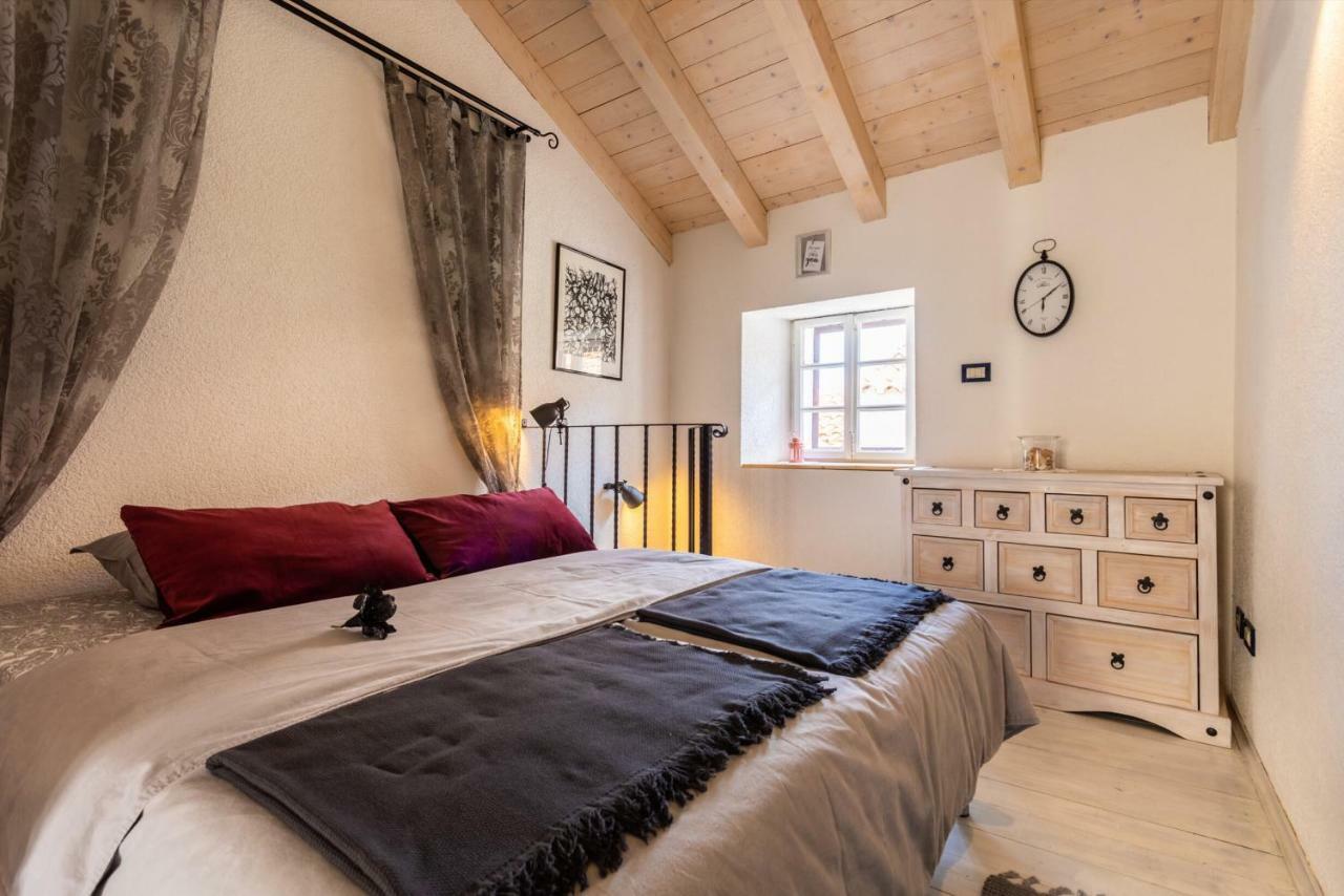 Apartman Valdi バスカ エクステリア 写真
