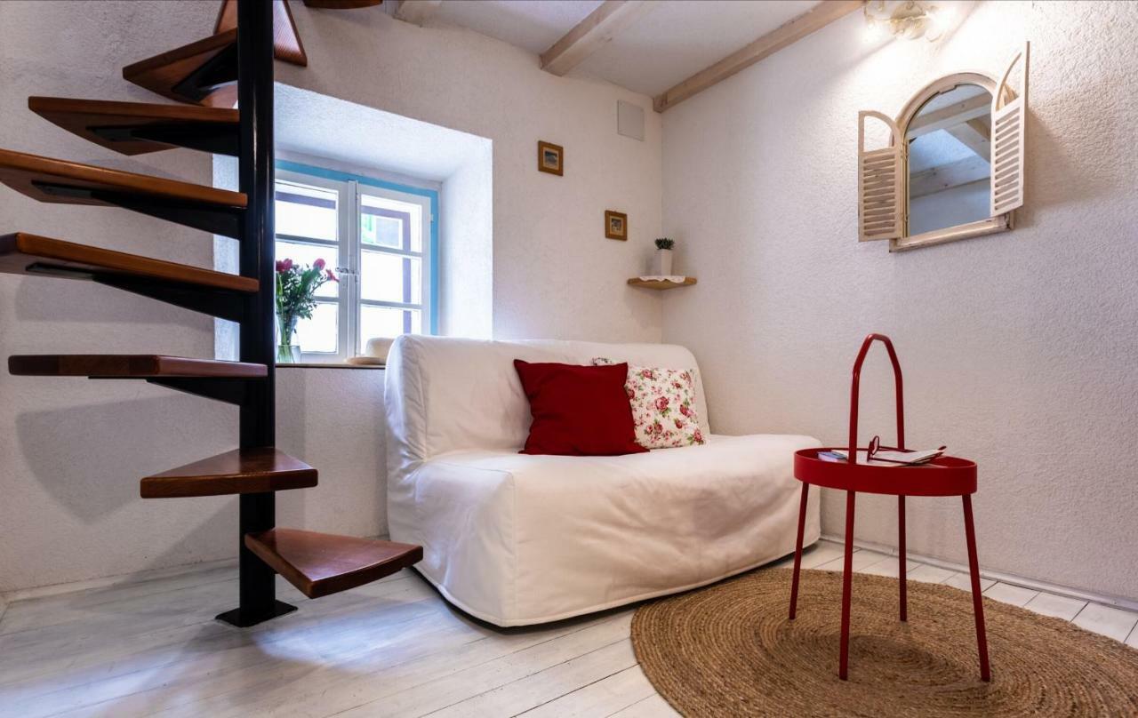 Apartman Valdi バスカ エクステリア 写真